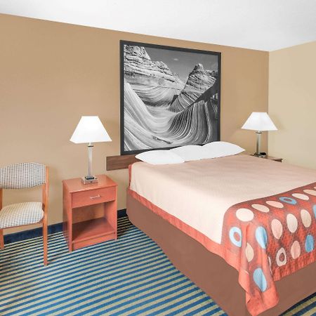 Super 8 By Wyndham Marshalltown Kültér fotó