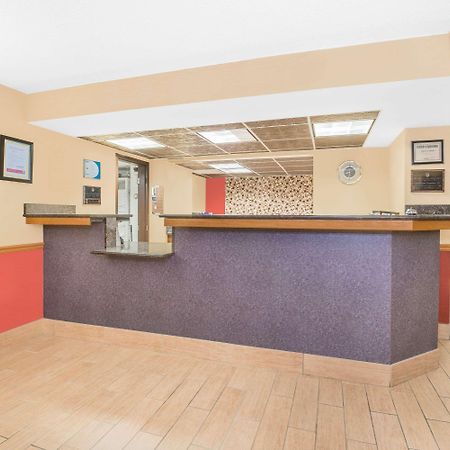 Super 8 By Wyndham Marshalltown Kültér fotó