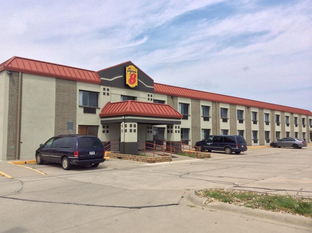 Super 8 By Wyndham Marshalltown Kültér fotó