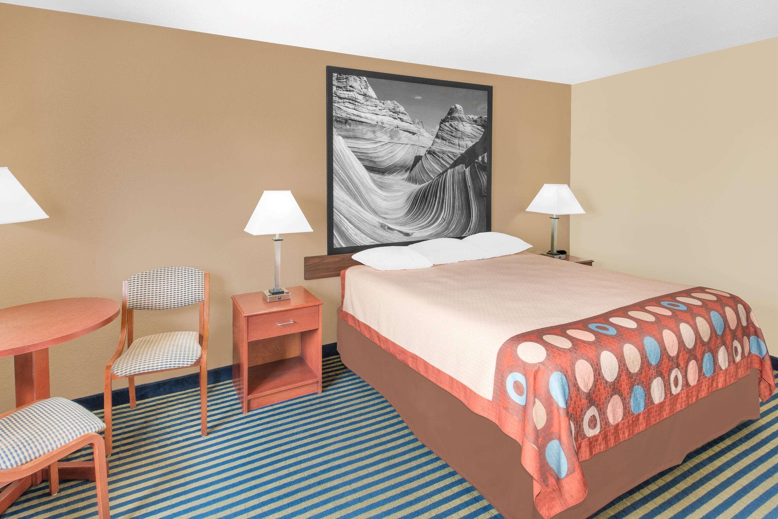 Super 8 By Wyndham Marshalltown Kültér fotó